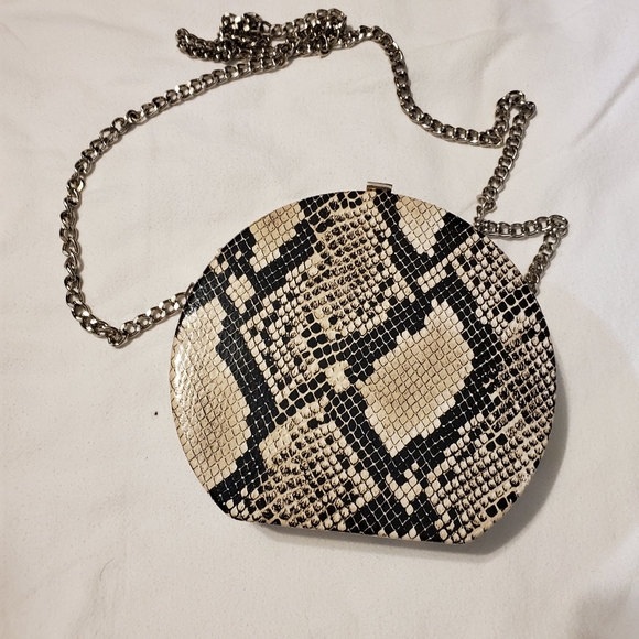 Hard case  round snake skin print round bag - Picture 2 of 14